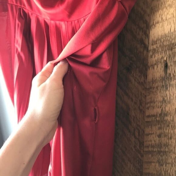 Vero Moda silklike red camisole - Picture 4 of 4